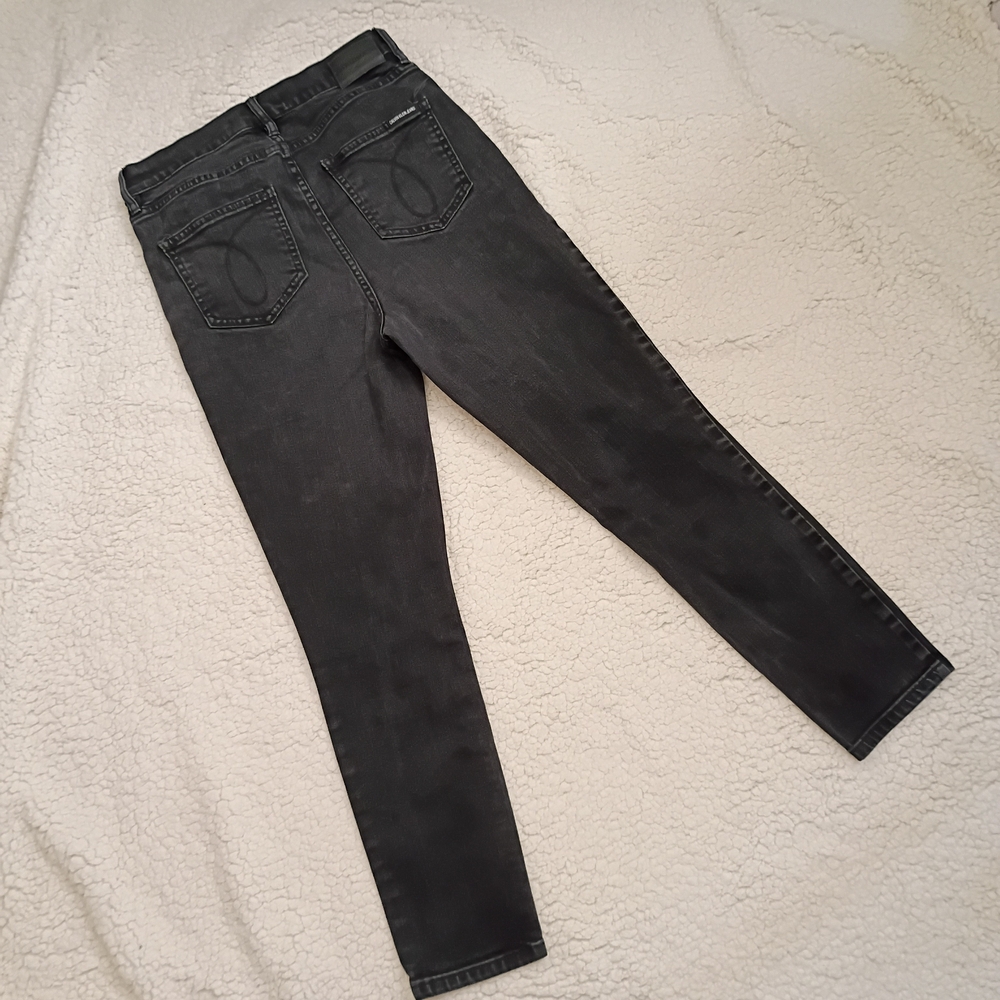 Calvin Klein High Rise Button Fly Black Skinny Jeans - Picture 4 of 6